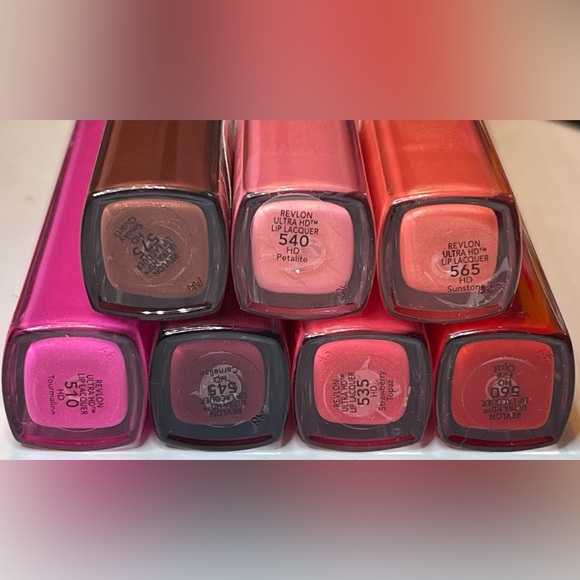 Revlon Ultra HD Lip Lacquer •540 PETALITE 5/$25 - Picture 6 of 9